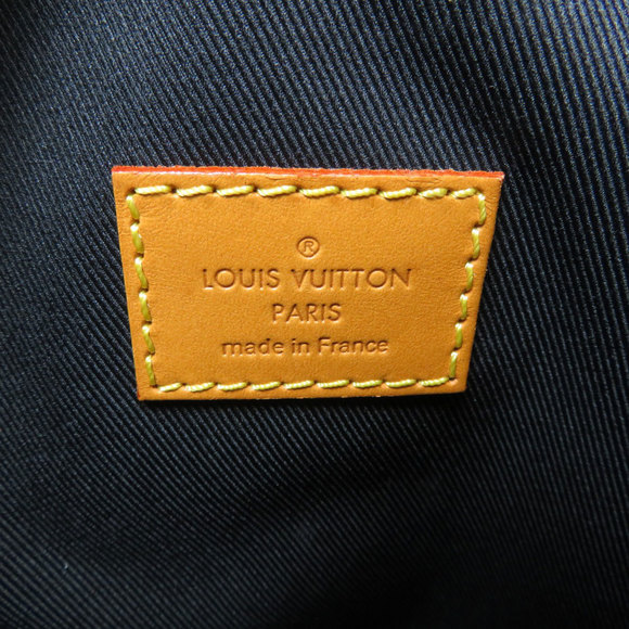 Louis Vuitton Amazon Sling Body Bag Monogram Canvas - Picture 6 of 9